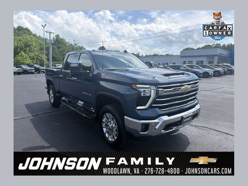 Used 2025 Chevrolet Silverado 2500 LTZ w/ LTZ Plus Package AWD/4WD image 1