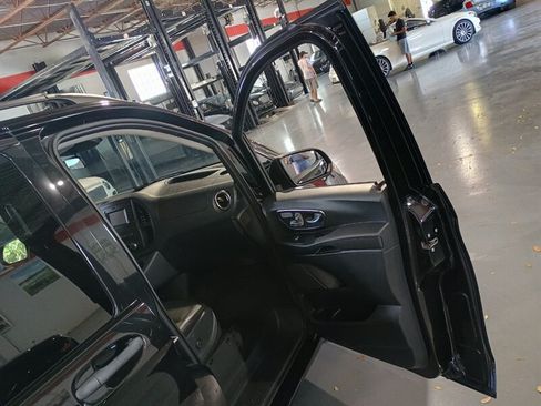 Used 2020 Mercedes-Benz Metris Passenger image 58