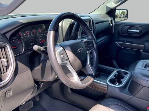 Used 2020 Chevrolet Silverado 1500 LT Trail Boss AWD/4WD image 18