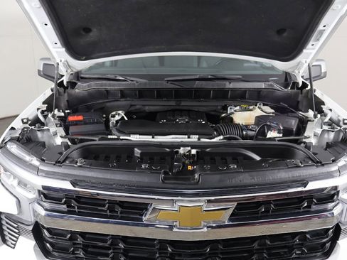 Used 2023 Chevrolet Silverado 1500 LT image 17