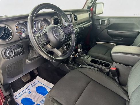 Used 2021 Jeep Wrangler Unlimited Sport AWD/4WD image 9