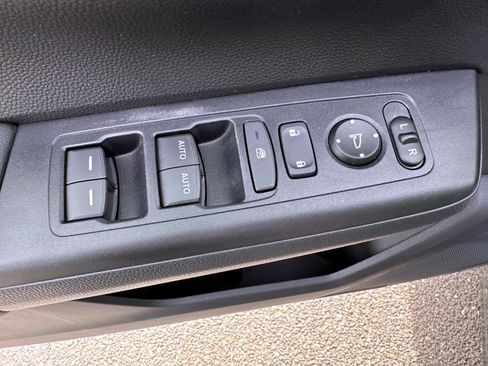 Used 2024 Honda CR-V Sport image 9