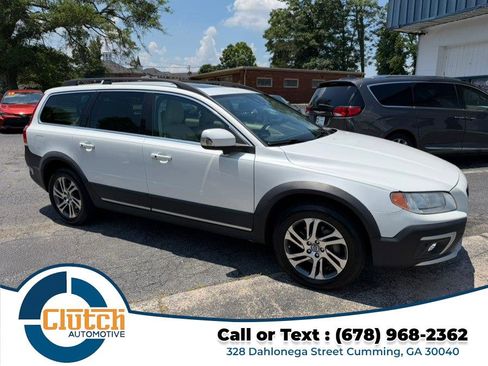 Used 2014 Volvo XC70 3.2 AWD/4WD image 4