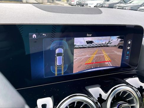 Used 2025 Mercedes-Benz GLA 250 GLA 250 image 26