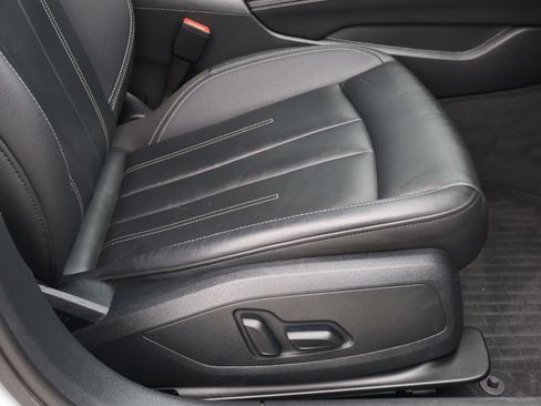 Used 2022 Audi A4 2.0T Premium Plus image 18