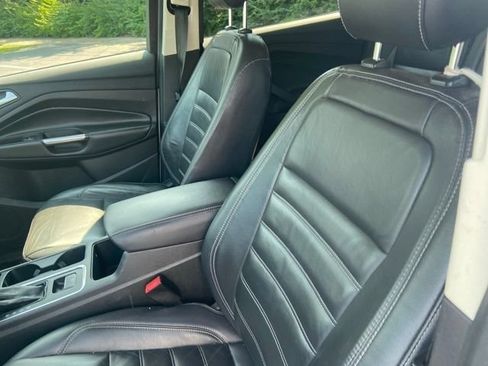 Used 2018 Ford Escape SEL FWD image 16