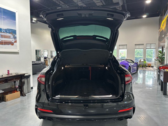Used 2019 Maserati Levante GranSport AWD/4WD image 37