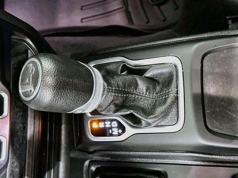 Used 2020 Jeep Wrangler Unlimited Sport AWD/4WD image 15