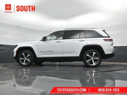 Used 2022 Jeep Grand Cherokee Limited 4xe AWD/4WD image 45