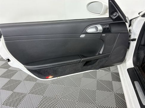 Used 2008 Porsche Boxster S image 17