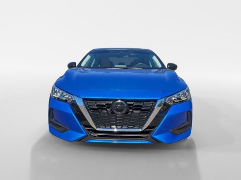 Used 2023 Nissan Sentra SV w/ SV Premium Package image 9