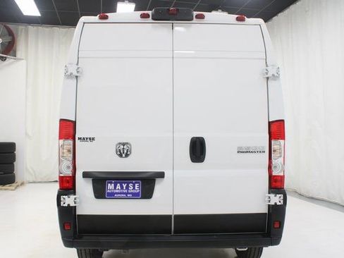 Used 2025 RAM ProMaster 2500 w/ Convenience Group image 21
