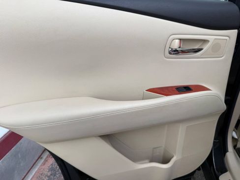 Used 2011 Lexus RX 450h AWD w/ Premium Pkg image 31
