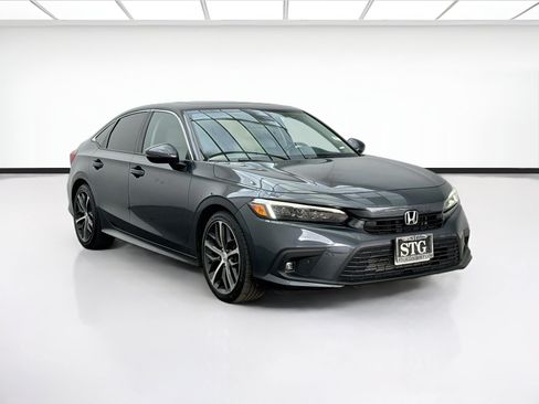 Used 2024 Honda Civic Touring image 3