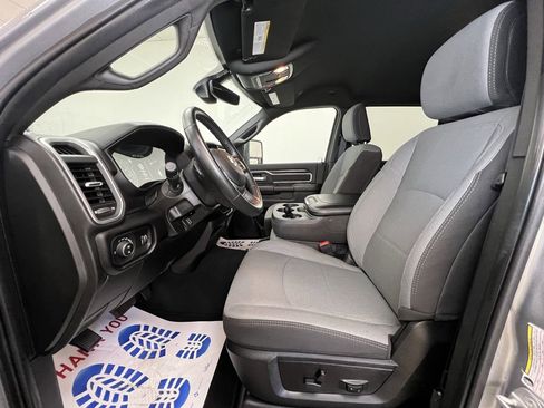 Used 2024 RAM 2500 Big Horn w/ Bed Utility Group image 4