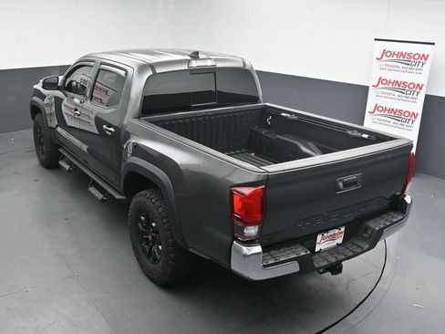 Used 2019 Toyota Tacoma TRD Off-Road AWD/4WD image 30