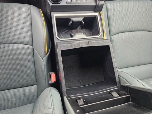 Used 2025 Toyota Tacoma Trailhunter HV image 30