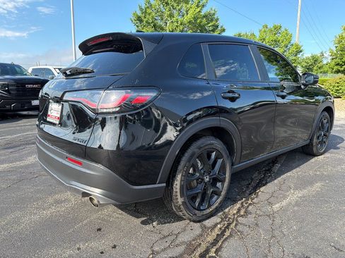 Used 2025 Honda HR-V Sport image 5