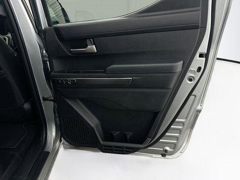 Used 2024 Toyota Tacoma TRD Off-Road w/ TRD Off Road Premium Package image 32