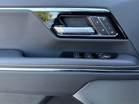 New 2025 GMC Sierra EV Denali image 11