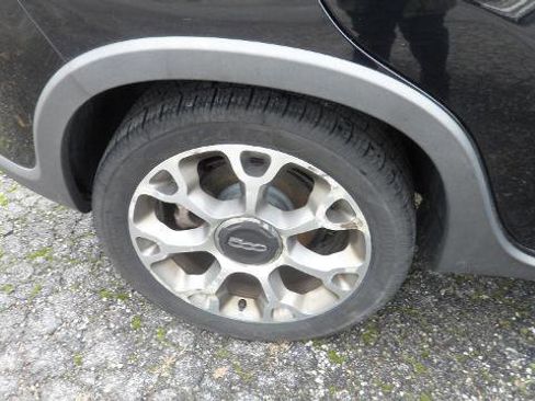 Used 2014 FIAT 500L Trekking w/ Popular Equipment Group image 9