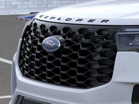 New 2026 Ford Explorer ST-Line AWD/4WD image 17