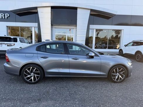 Used 2020 Volvo S60 T5 Momentum w/ Protection Package Premier image 14