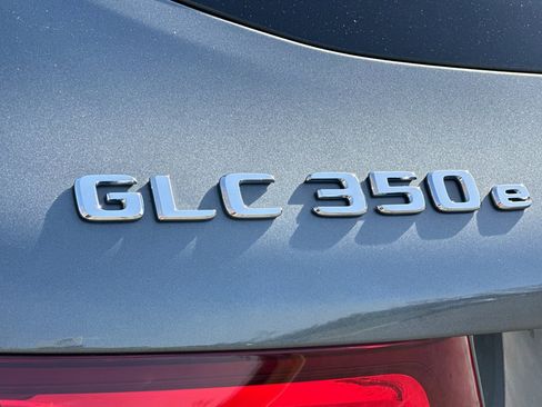 Used 2019 Mercedes-Benz GLC 350e 4MATIC image 38