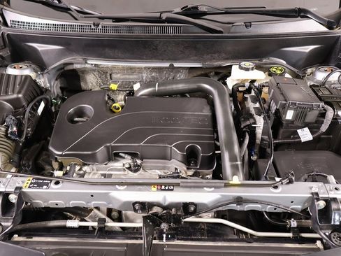 Used 2023 Chevrolet Equinox LT image 18