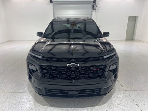 Used 2024 Chevrolet Traverse RS image 8