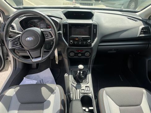 Used 2018 Subaru Crosstrek 2.0i Premium AWD/4WD image 9