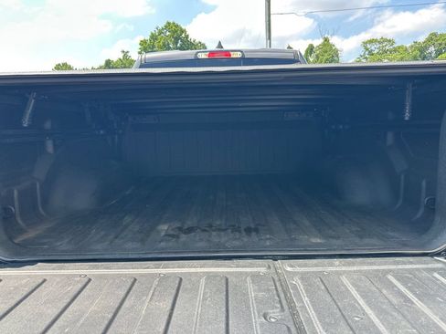 Used 2023 RAM 1500 Laramie AWD/4WD image 19