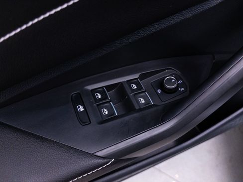 Used 2023 Volkswagen Jetta SEL FWD image 18