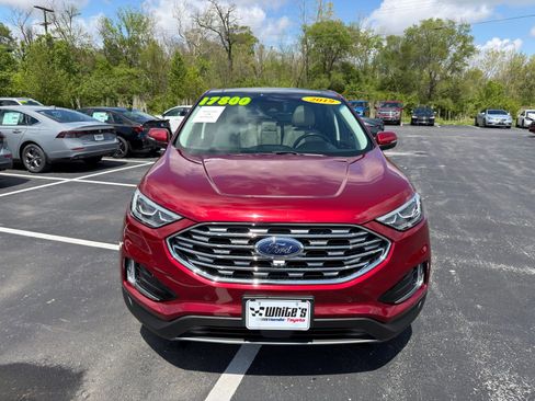 Used 2019 Ford Edge Titanium w/ Equipment Group 301A AWD/4WD image 10