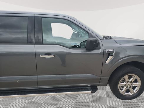 Used 2025 Ford F150 XLT w/ Equipment Group 301A Standard RWD image 32