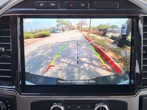 Used 2022 Ford F250 Lariat w/ Lariat Ultimate Package AWD/4WD image 18