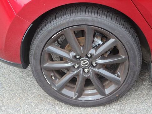 Used 2022 MAZDA MAZDA3 s image 34