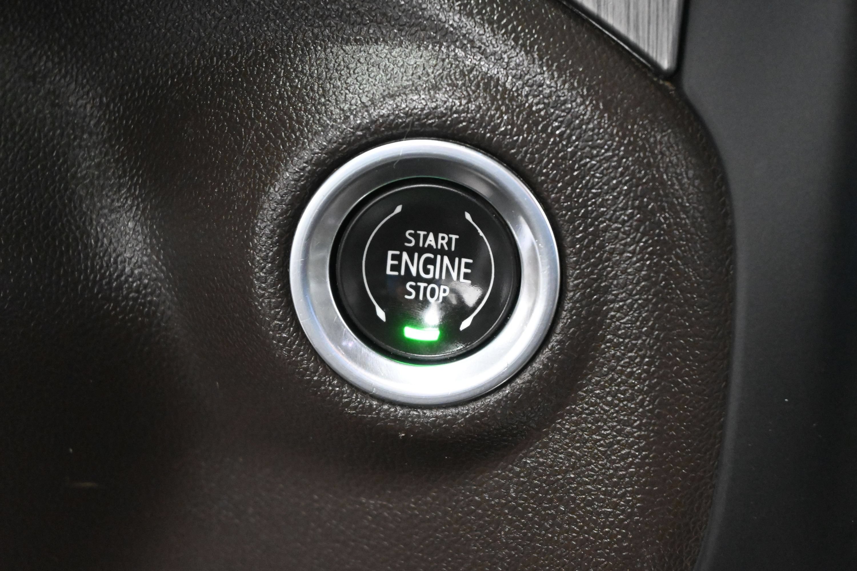 Used 2021 GMC Sierra 3500 Denali AWD/4WD image 21