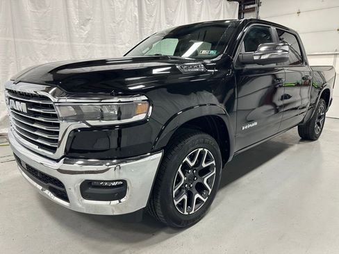 Used 2025 RAM 1500 Laramie image 3
