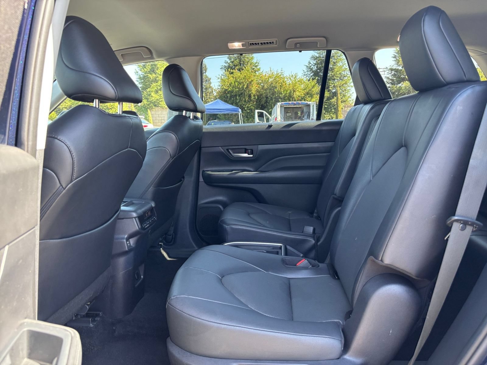 Used 2025 Toyota Grand Highlander FWD image 27