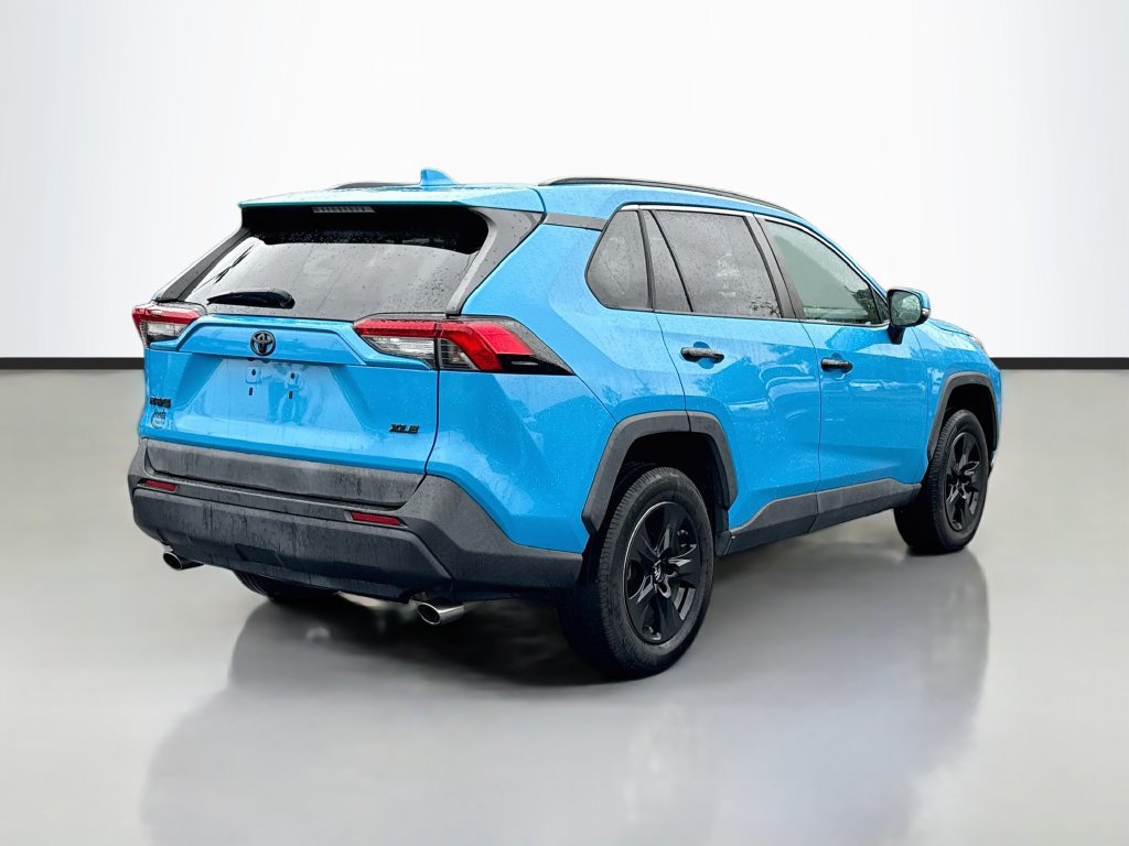 Used 2019 Toyota RAV4 XLE FWD image 7