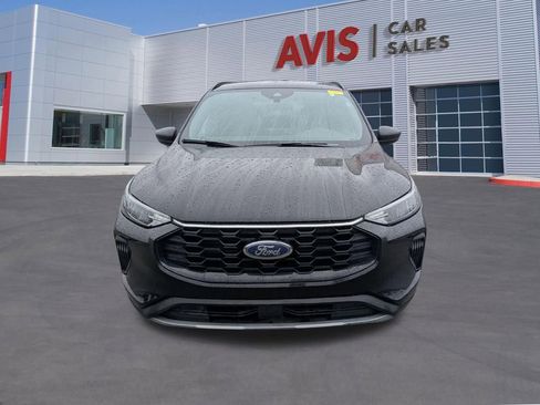 Used 2025 Ford Escape ST-Line image 2