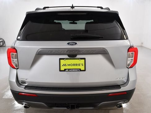 Used 2024 Ford Explorer XLT w/ Equipment Group 202A AWD/4WD image 13
