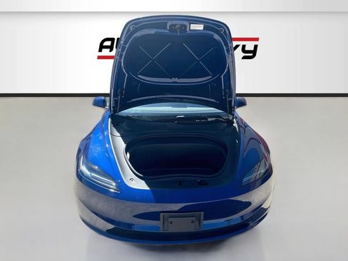 Used 2025 Tesla Model 3 Long Range AWD/4WD image 32