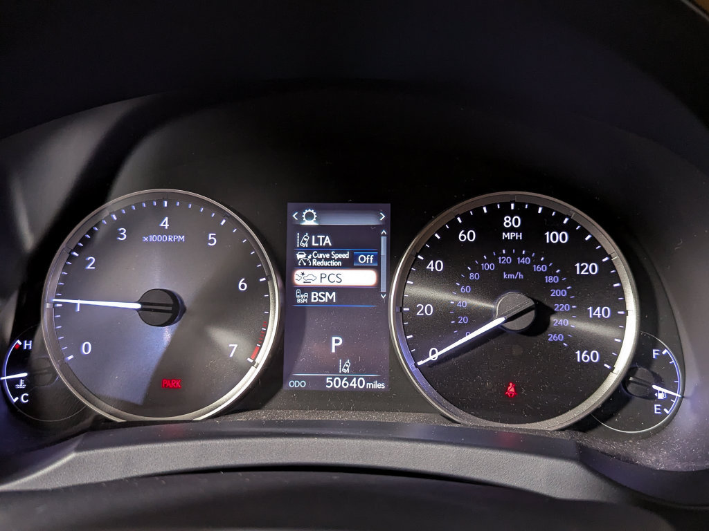 Used 2021 Lexus IS 300 AWD image 22