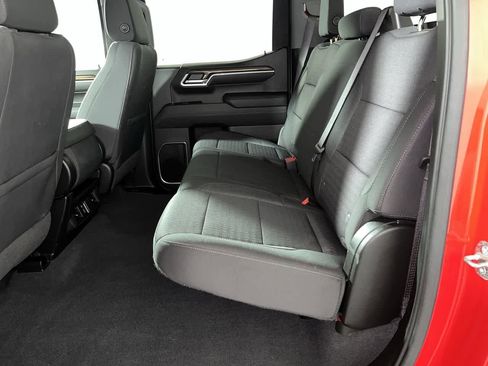 Used 2022 Chevrolet Silverado 1500 LT AWD/4WD image 27