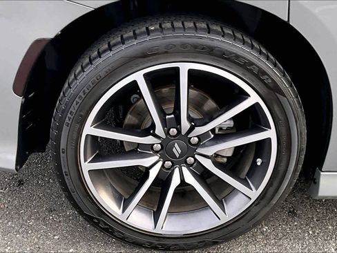 Used 2023 Dodge Charger R/T w/ Technology Group image 43