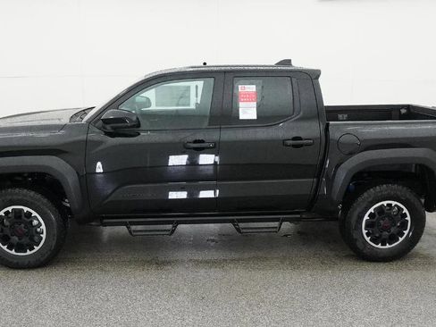 New 2026 Toyota Tacoma TRD Off-Road AWD/4WD image 36