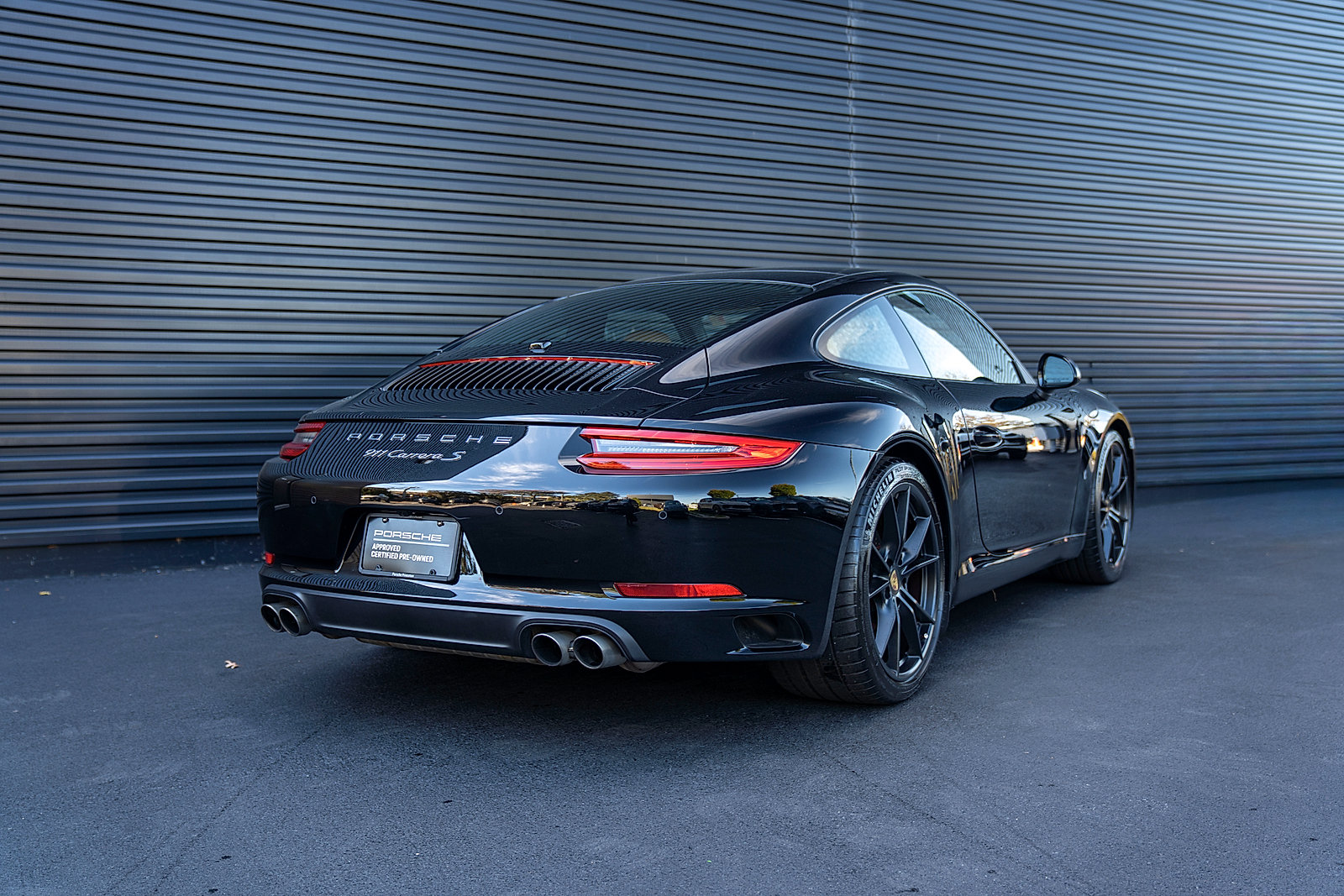Certified 2017 Porsche 911 Carrera S RWD image 28