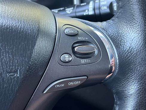 Used 2021 Nissan Murano SV FWD image 29